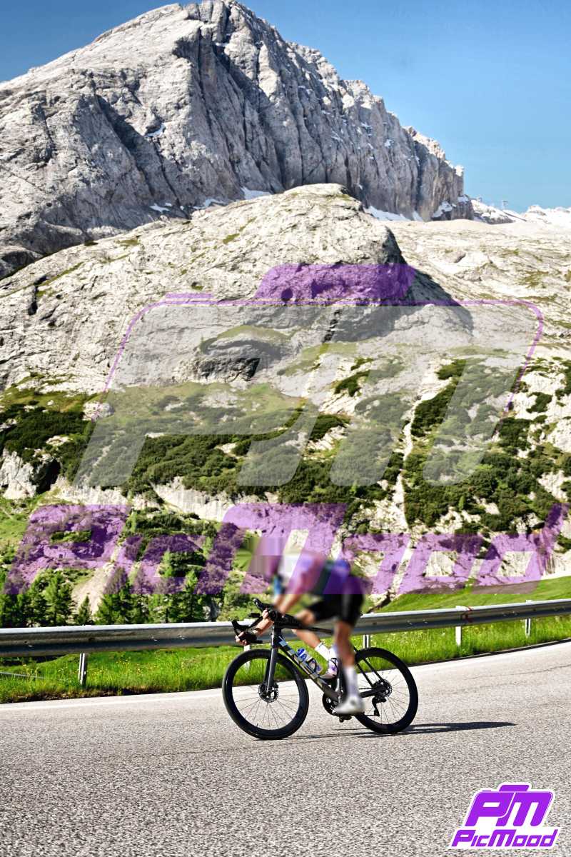 Foto Passo Fedaia 14 giu 2025 08:57