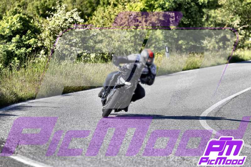 Foto Passo della Futa Raticosa vers Toscana 18 mag 2025 09:02