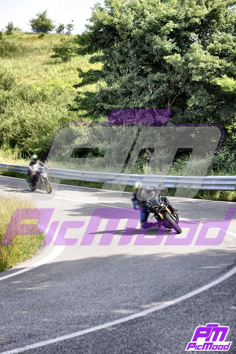 Foto Passo della Cisa versante Toscana 15 giu 2025 10:20