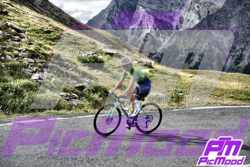 Foto Colle dell'Agnello 18 ago 2024 09:49