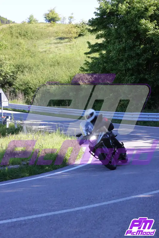 Foto Passo della Cisa versante Toscana 17 mag 2026 09:32
