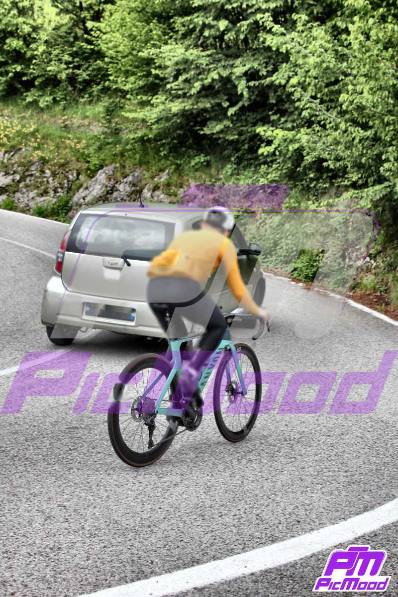 Foto Passo del Ghisallo 10 mag 2025 10:16
