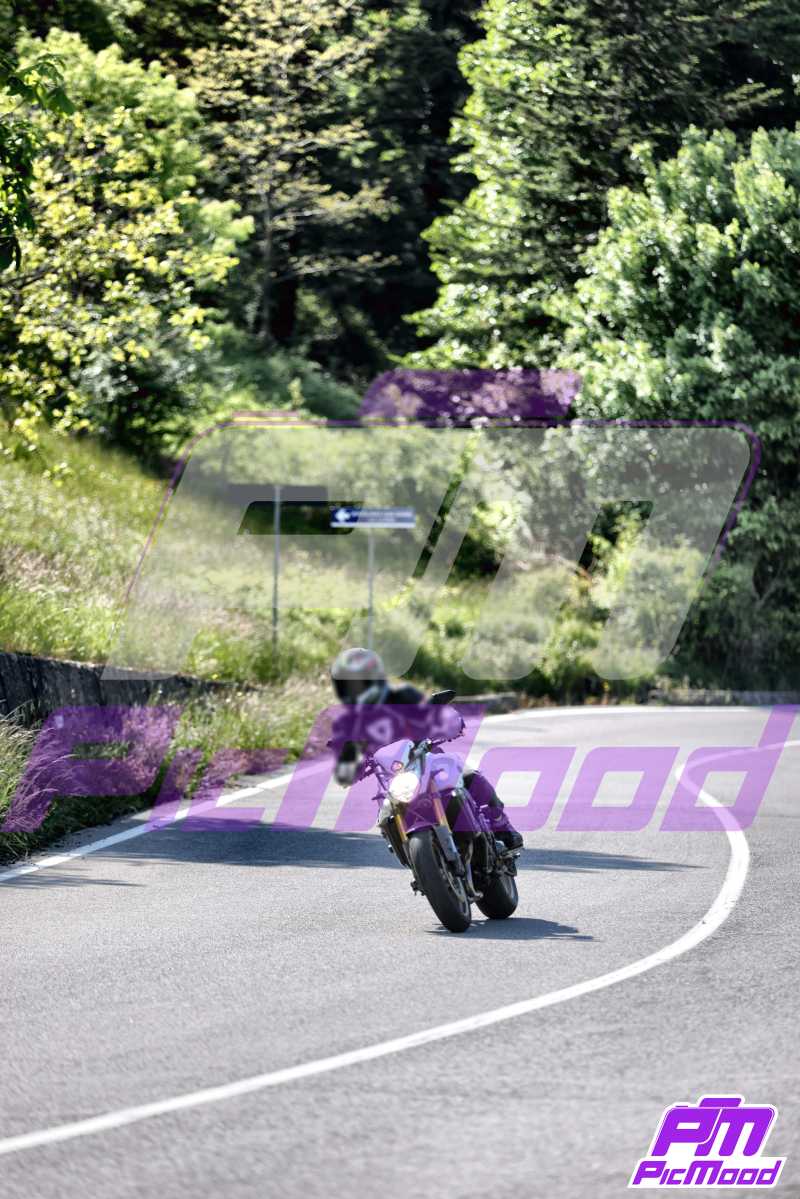 Foto Passo della Cisa versante Toscana 11 mag 2025 09:39