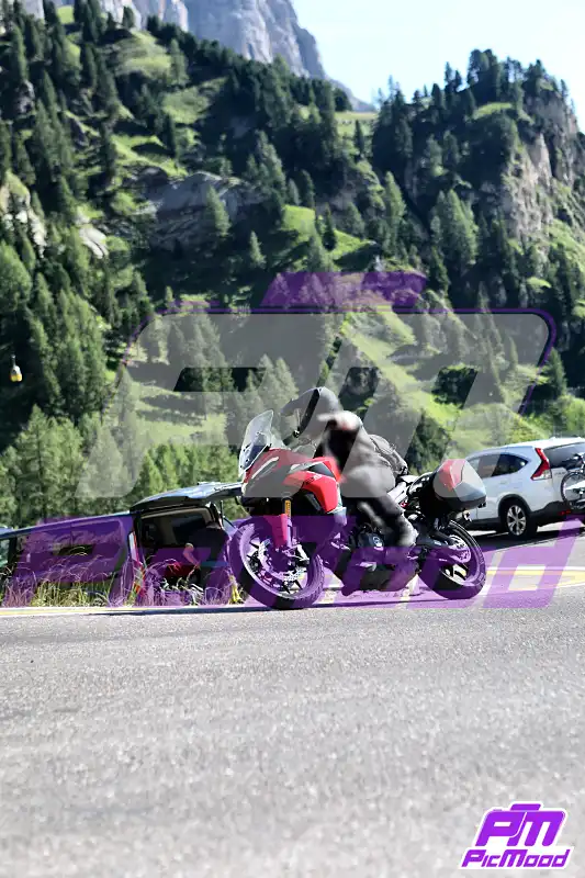 Foto Passo Gardena 9 lug 2026 09:13