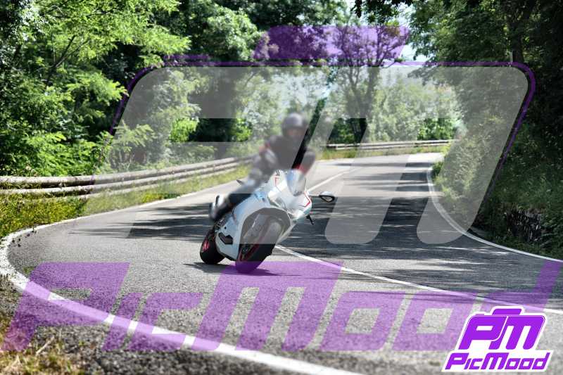 Foto Passo della Cisa 15 giu 2025 10:49