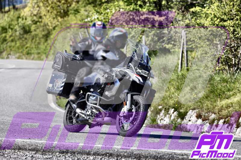 Foto Passo della Futa Raticosa vers Toscana 2 mag 2025 09:32