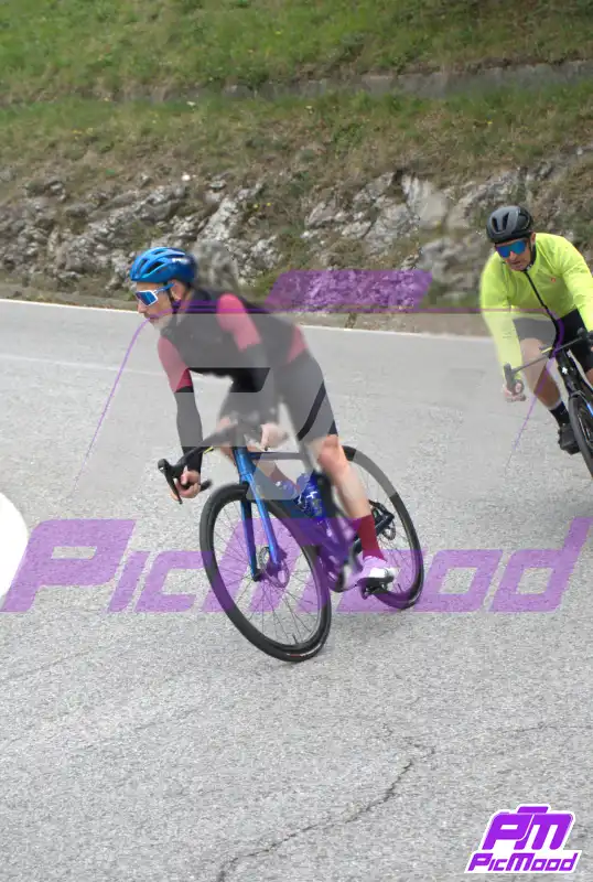 Foto Passo del Ghisallo 11 apr 2026 09:57