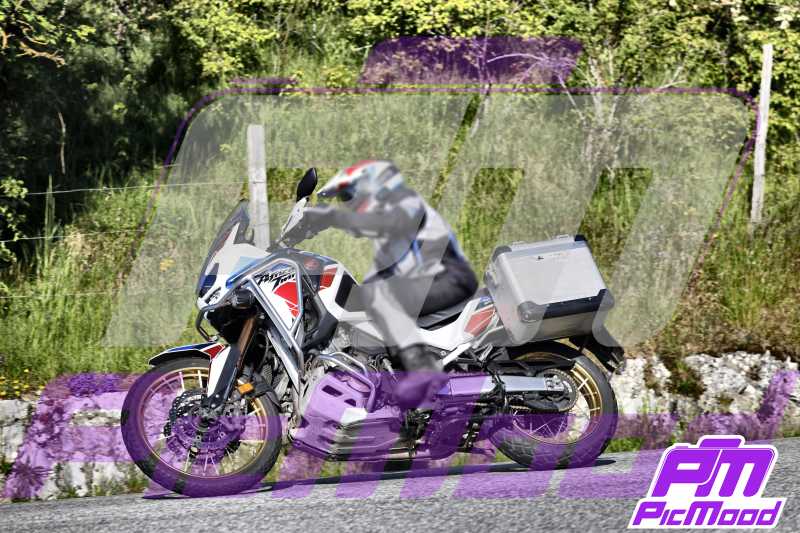 Foto Passo della Futa Raticosa vers Toscana 31 mag 2025 08:46