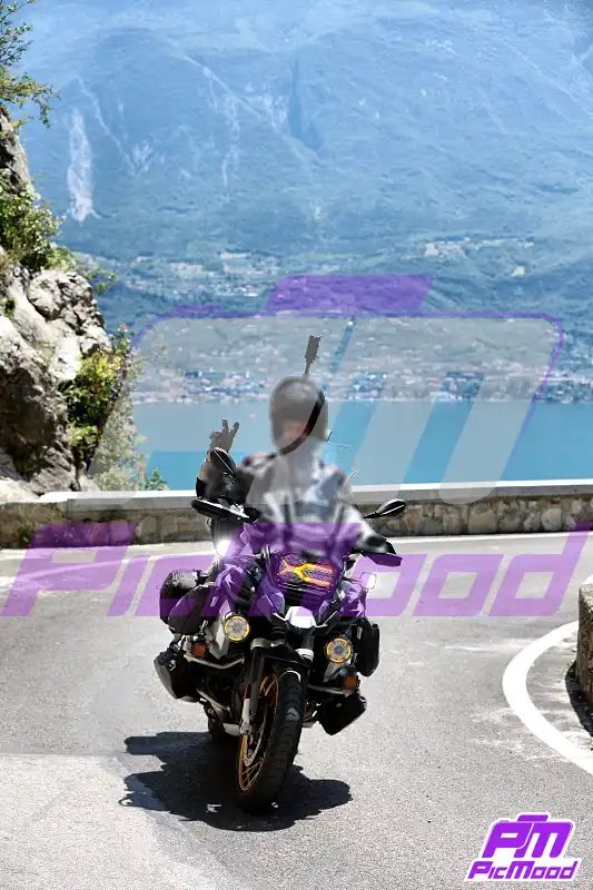 Foto Strada della Forra
