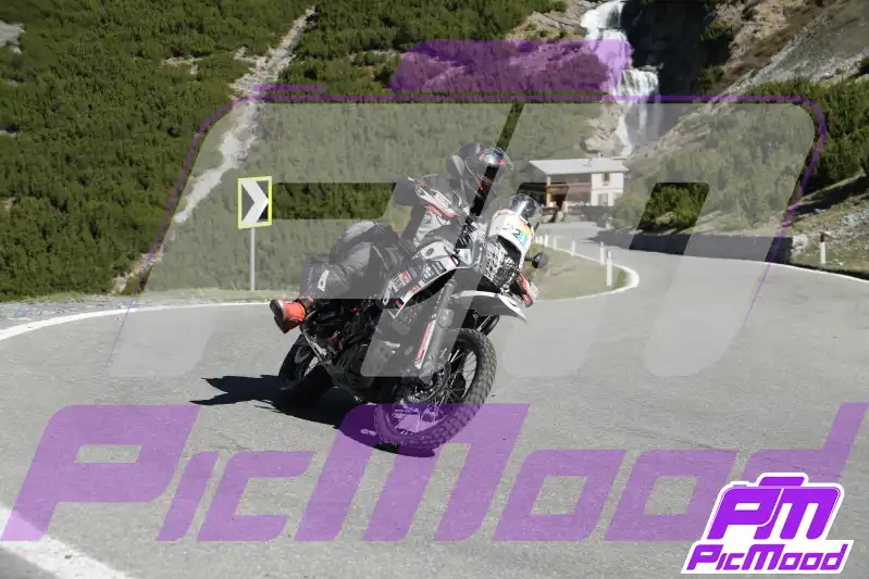 Foto Passo dello Stelvio 24 mag 2026 09:24