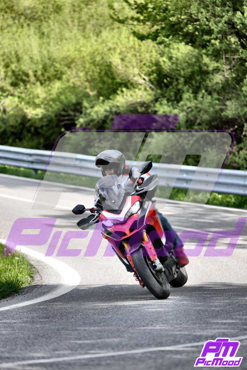 Foto Passo della Cisa versante Toscana 3 mag 2025 10:15