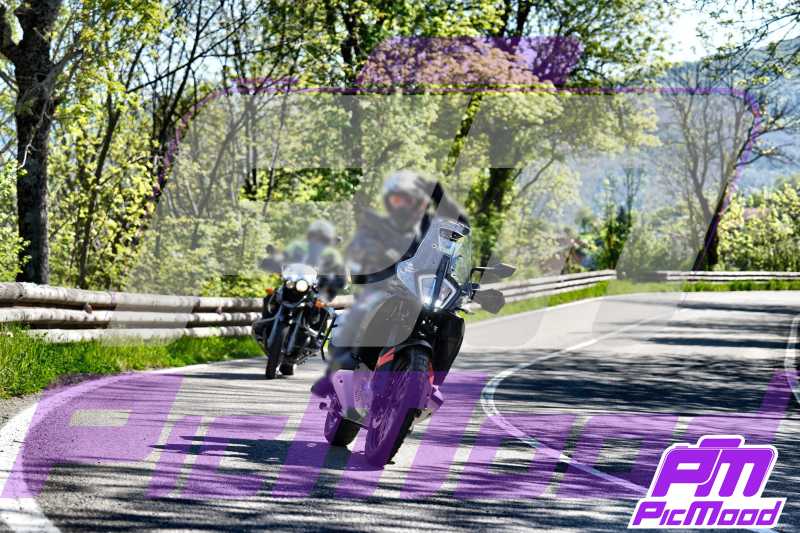 Foto Passo della Cisa 1 mag 2025 10:06