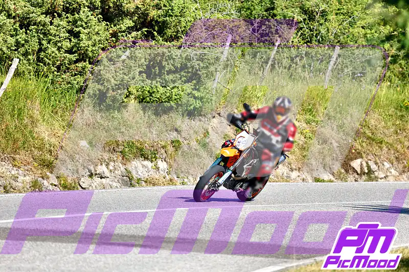 Foto Passo della Futa Raticosa vers Toscana 20 giu 2026 08:56