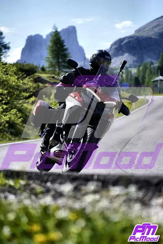 Foto Passo Falzarego 21 giu 2026 09:29