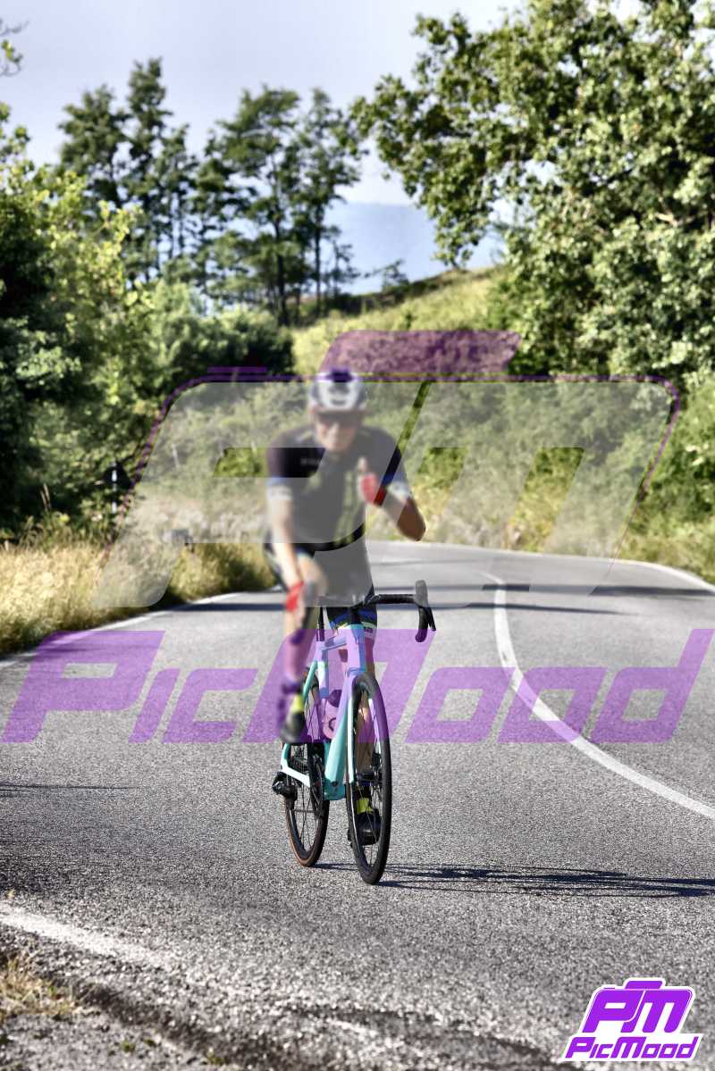 Foto Passo della Futa Raticosa vers Toscana 15 giu 2025 08:40