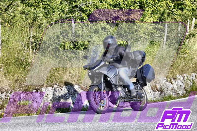 Foto Passo della Futa Raticosa vers Toscana 14 giu 2025 08:32