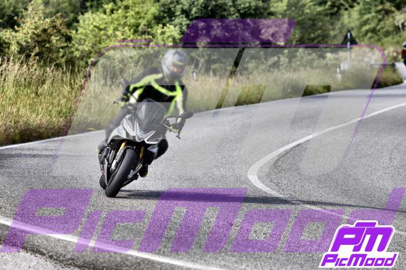 Foto Passo della Futa Raticosa vers Toscana 7 giu 2025 08:34