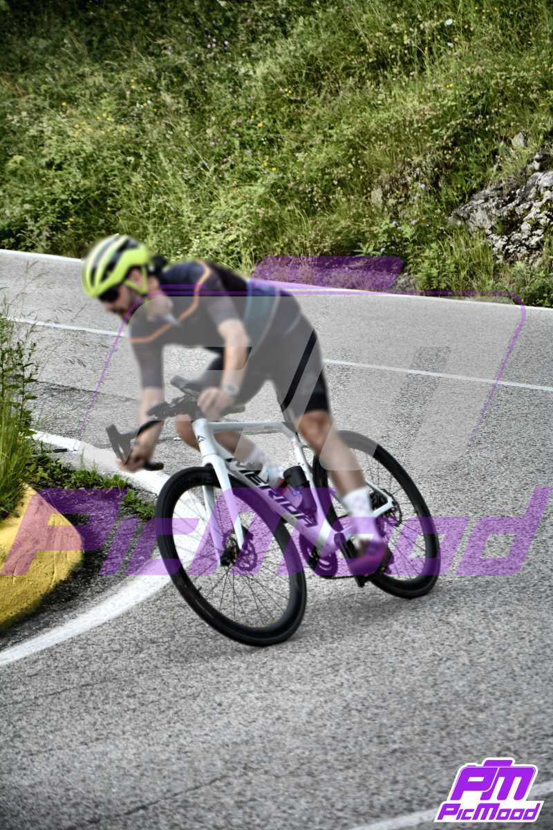 Foto Passo del Ghisallo 8 giu 2025 09:15