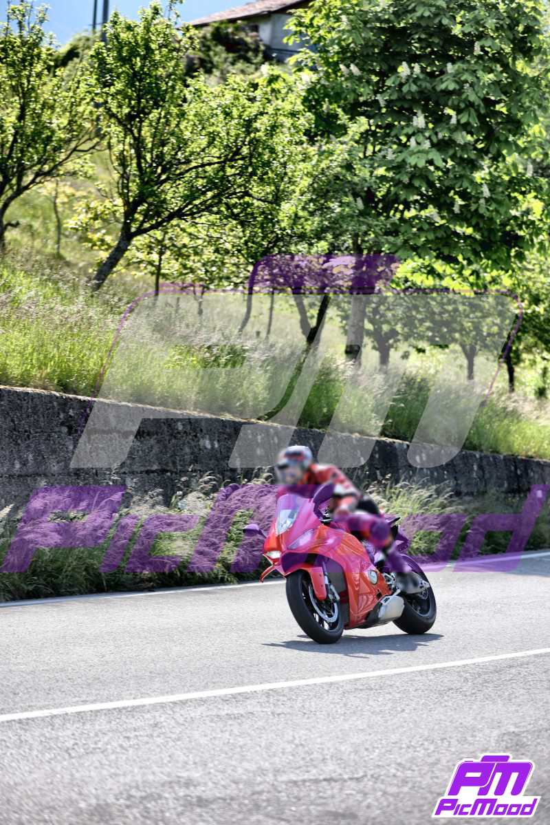Foto Passo della Cisa versante Toscana 11 mag 2025 09:43