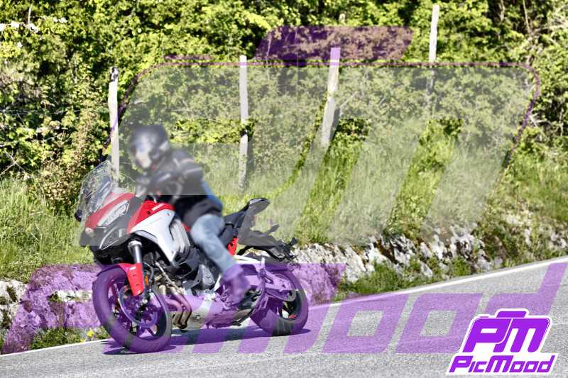 Foto Passo della Futa Raticosa vers Toscana 2 mag 2025 09:22