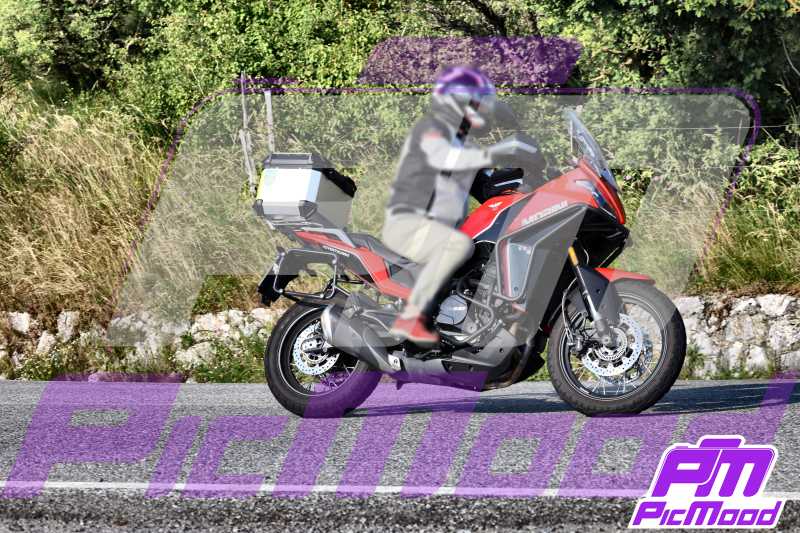 Foto Passo della Futa Raticosa vers Toscana 21 giu 2025 08:27