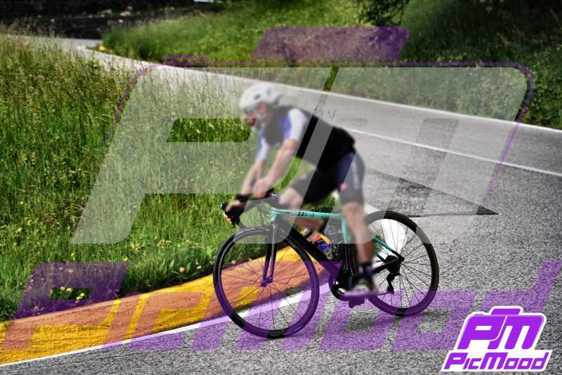 Foto Passo del Ghisallo 25 mag 2025 09:38