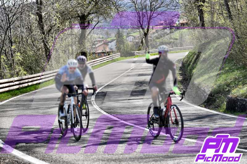 Foto Passo della Cisa 19 apr 2025 10:24