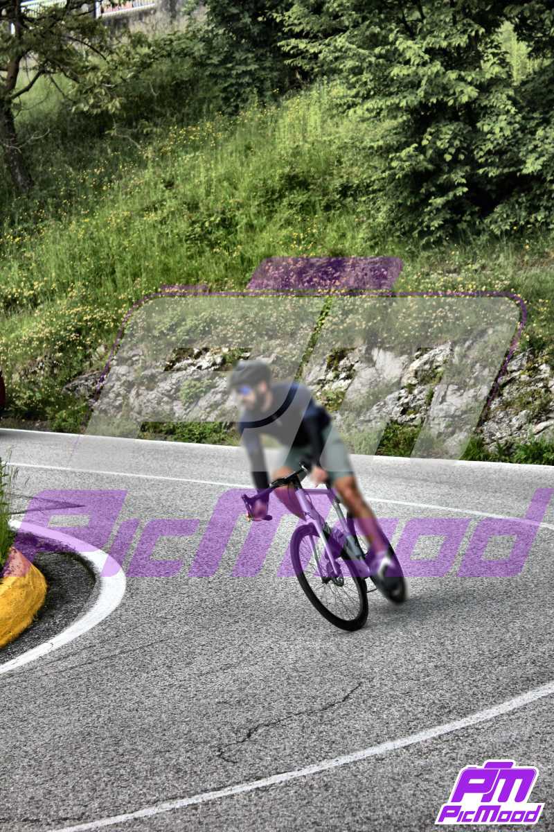 Foto Passo del Ghisallo 24 mag 2025 09:28