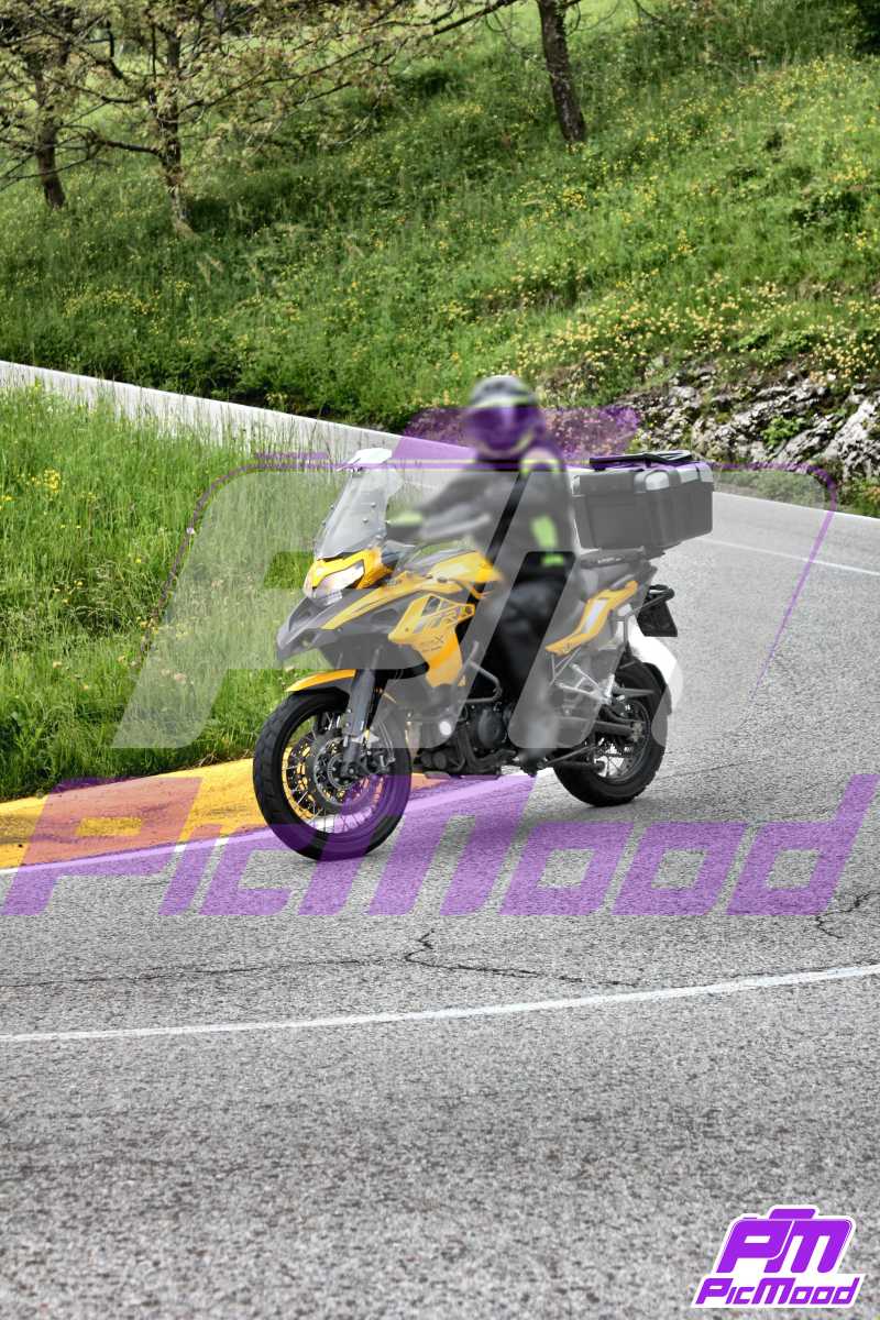 Foto Passo del Ghisallo 10 mag 2025 10:20