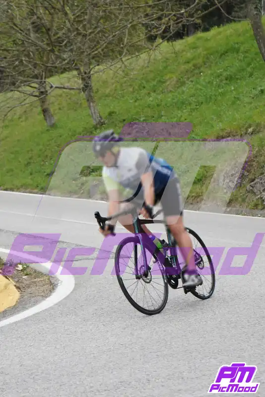 Foto Passo del Ghisallo 11 apr 2026 09:52