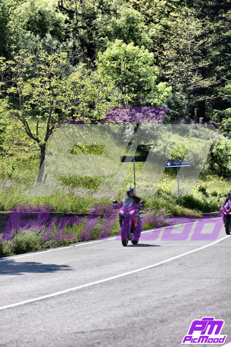 Foto Passo della Cisa versante Toscana 10 mag 2025 09:58