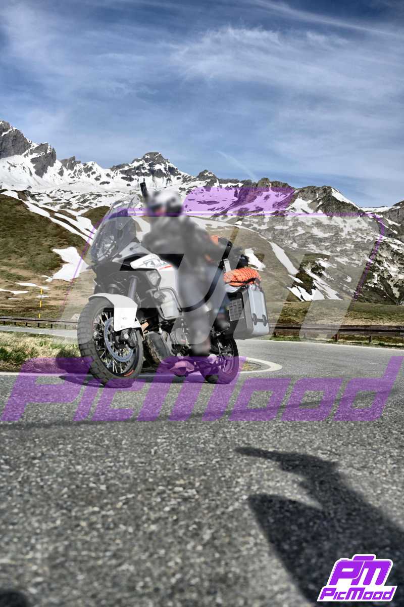 Foto Colle del Piccolo San Bernardo 31 mag 2025 09:03