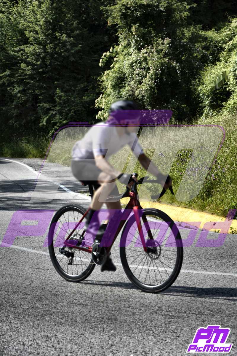 Foto Passo del Ghisallo 31 mag 2025 09:25