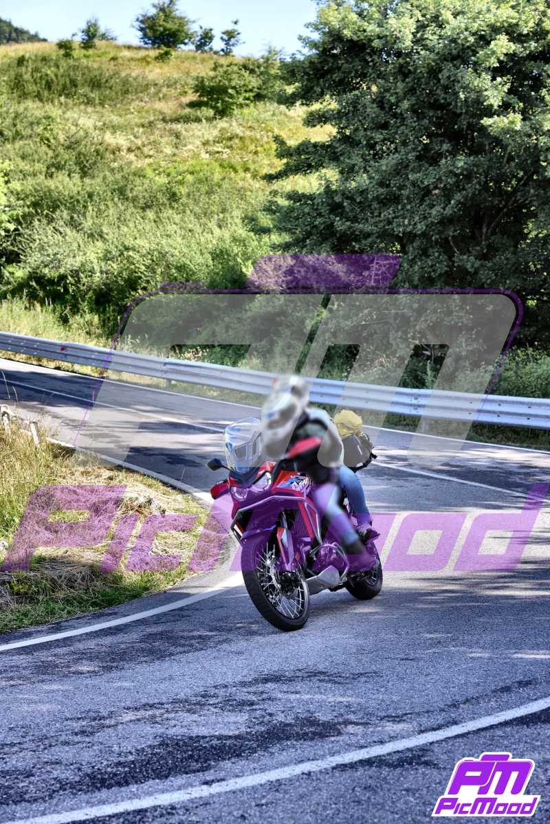 Foto Passo della Cisa versante Toscana 22 giu 2025 09:45