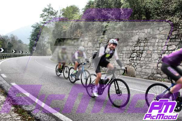 Foto Passo del Ghisallo (Barni) 12 ott 2025 09:35