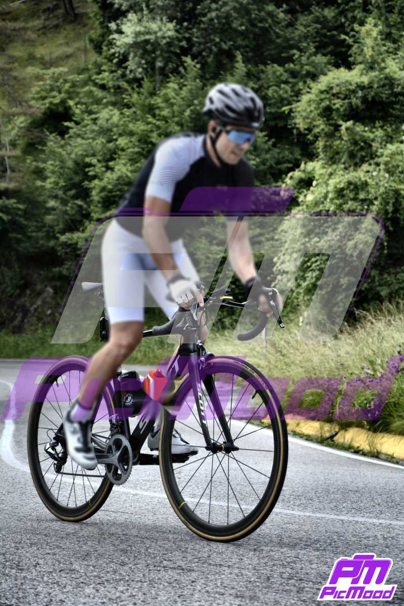 Foto Passo del Ghisallo 7 giu 2025 09:54
