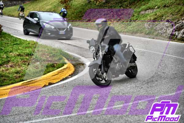 Foto Passo del Ghisallo 12 ott 2025 10:46