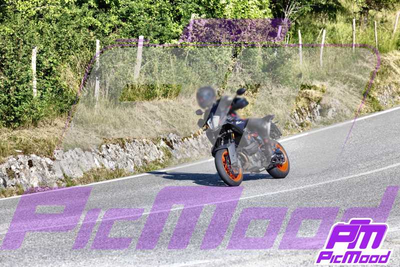 Foto Passo della Futa Raticosa vers Toscana 29 giu 2025 08:33
