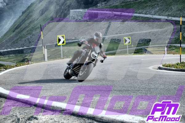Foto Passo dello Stelvio 12 lug 2025 08:16