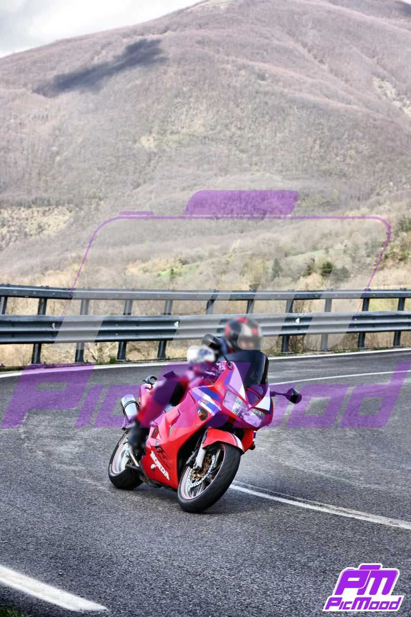 Foto Passo della Cisa versante Toscana 19 apr 2025 10:15