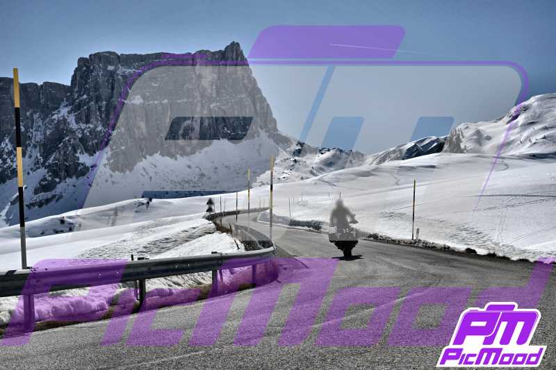 Foto Passo Giau 12 apr 2025 10:39