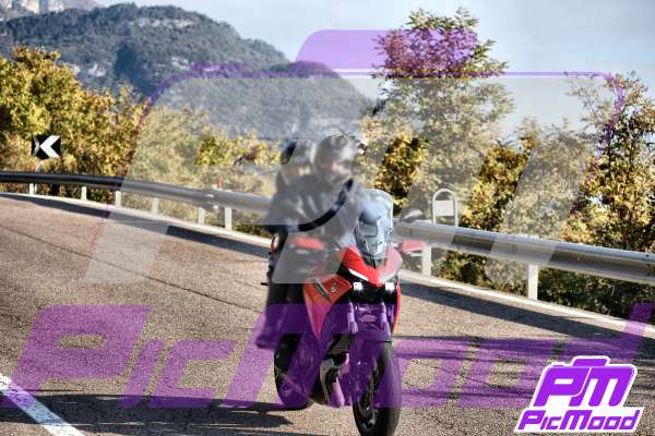 Foto Altopiano del Brentonico 18 ott 2025 09:39