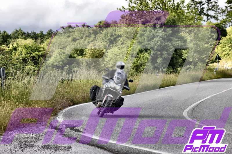 Foto Passo della Futa Raticosa vers Toscana 7 giu 2025 08:41