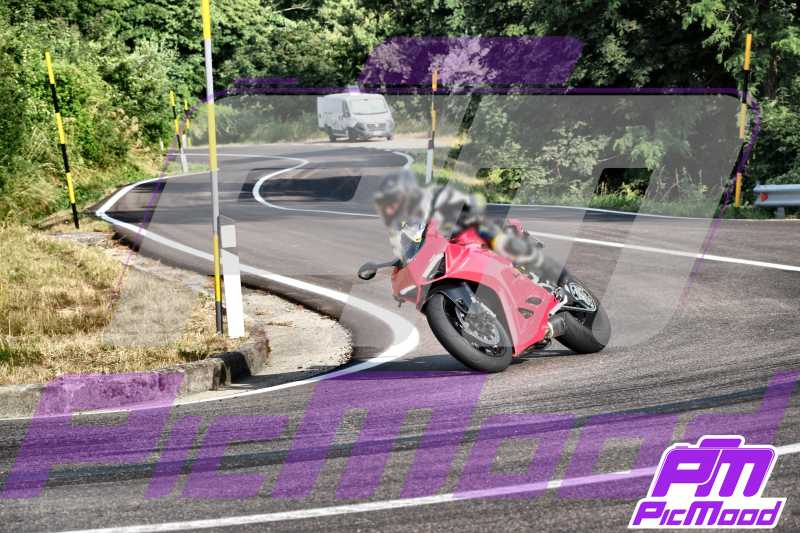 Foto Passo del Giogo 6 lug 2025 08:29