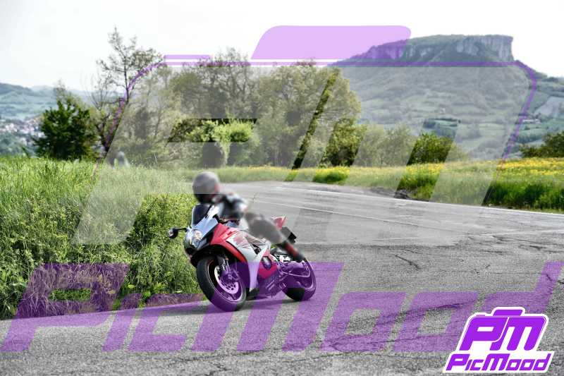 Foto Passo del Cerreto 4 mag 2025 09:19
