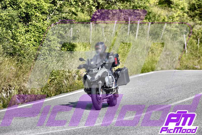 Foto Passo della Futa Raticosa vers Toscana 13 giu 2025 09:15