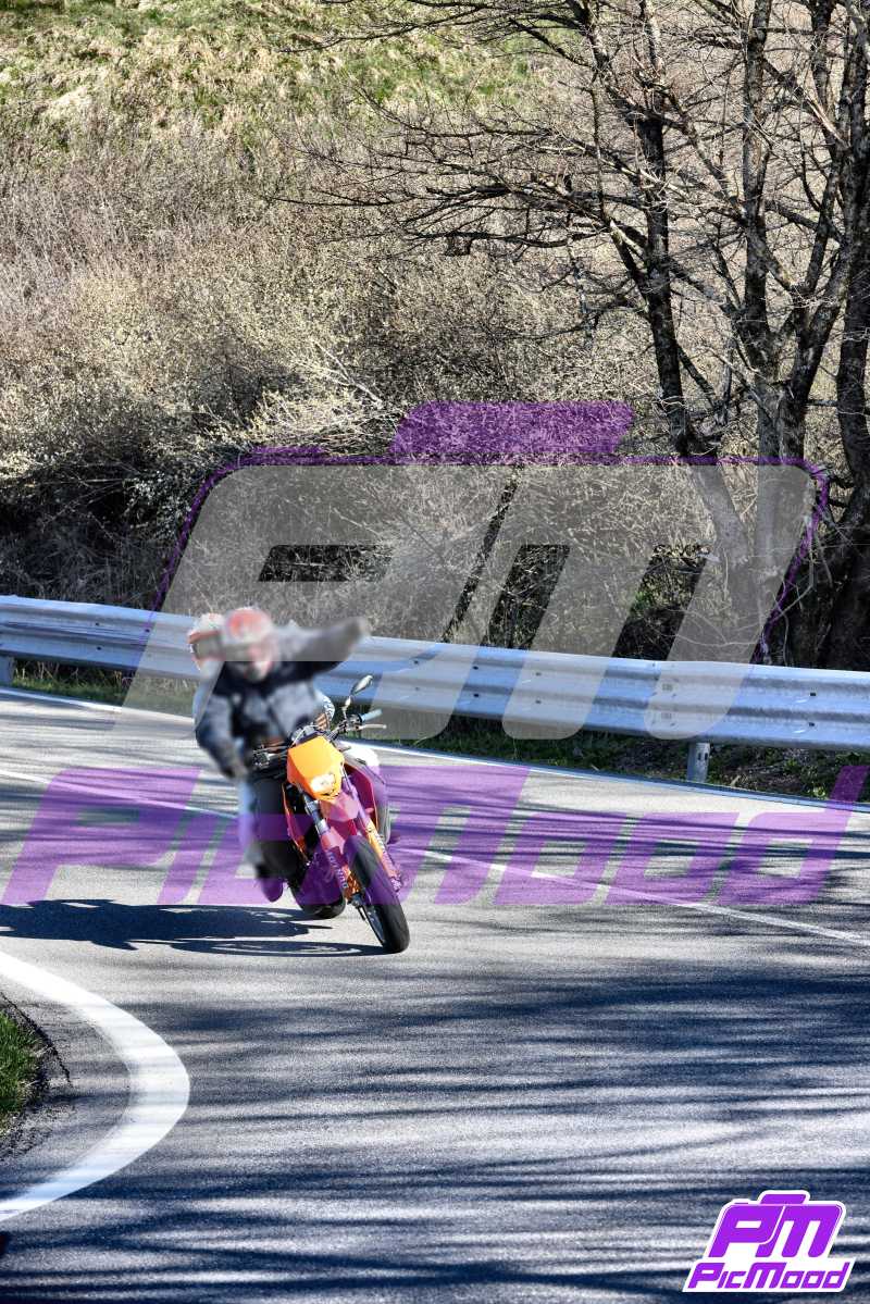 Foto Passo della Cisa versante Toscana 6 apr 2025 09:52