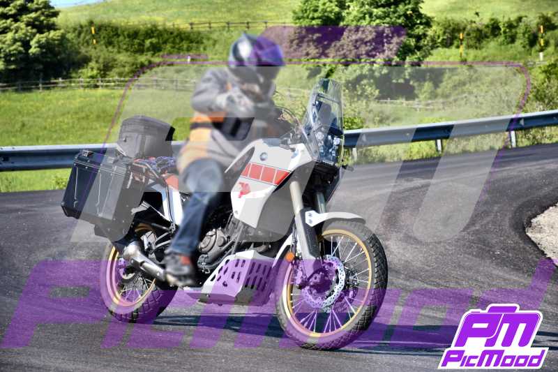 Foto Passo del Giogo 17 mag 2025 09:21