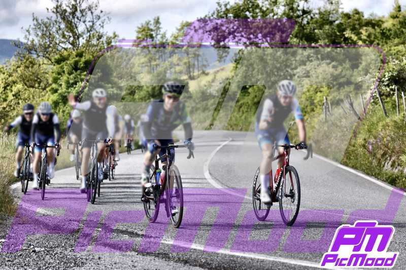 Foto Passo della Futa Raticosa vers Toscana 24 mag 2025 09:22