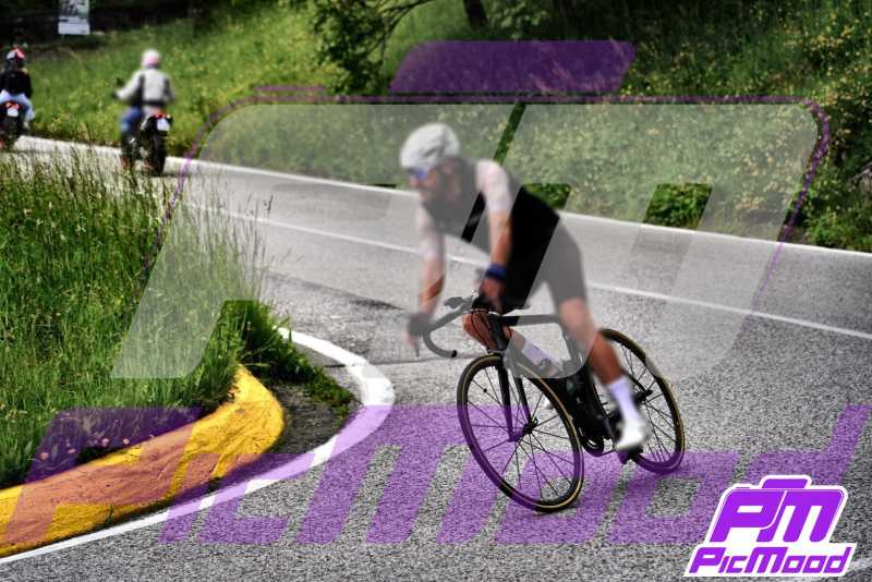 Foto Passo del Ghisallo 25 mag 2025 09:36